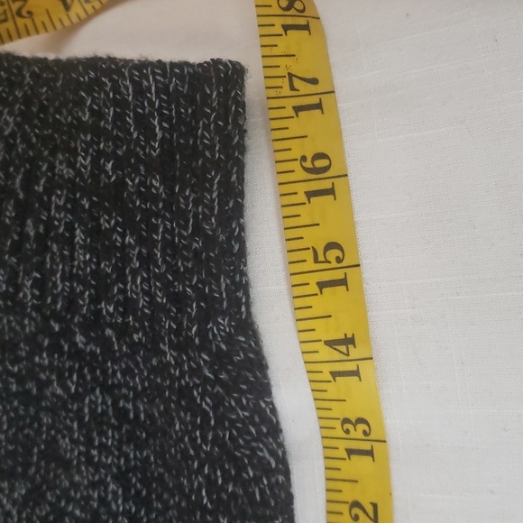 Karen Scott. Woman. Beautiful Heathered Dark Gray Cardigan;  Button Up. Size 3X - Picture 12 of 12